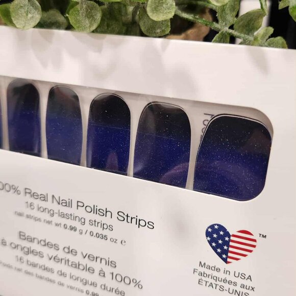 Retired Color Street Nail Set - Picture 4 of 6